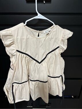 Francesca's Cream Scoop Neck Blouse with Subtle Sheen